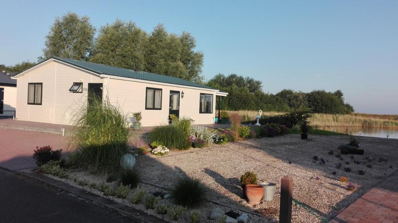 Chalet Het Boothuis *